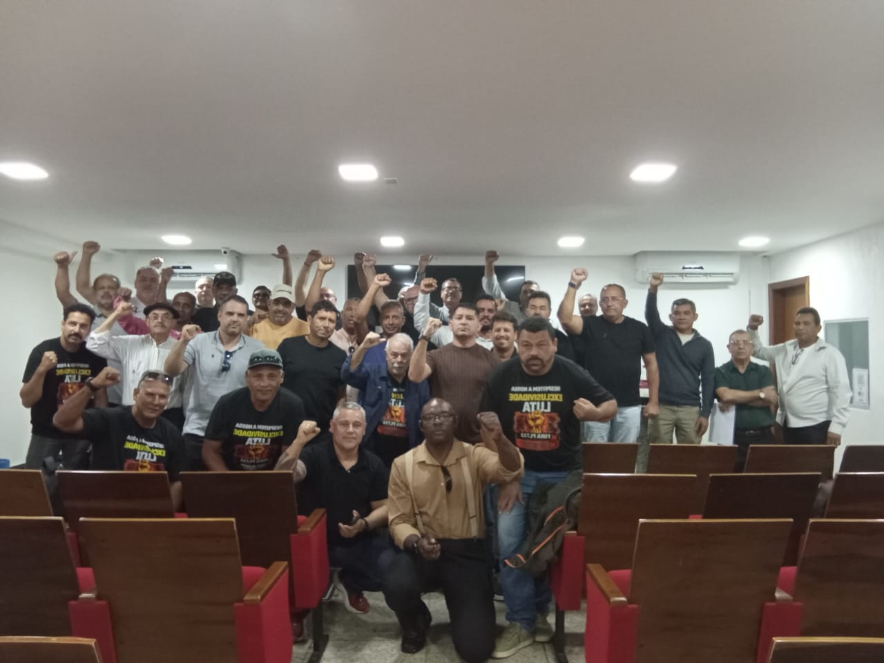 COMUNICADO OFICIAL: ESTIVA EM ALERTA – GREVE NACIONAL NO DIA 20/05